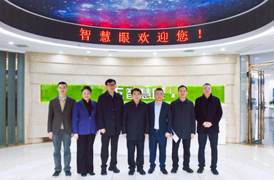精品国产AV色一区二区深夜久久